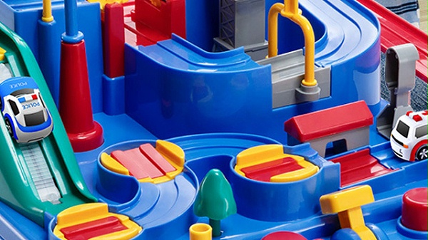 吹塑玩具在吹塑生产加工的过程中会有哪些影响因素？
